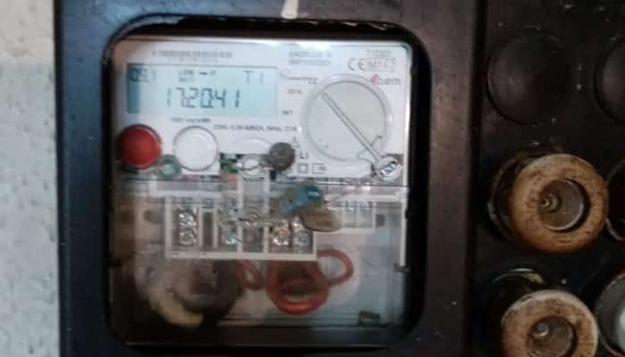 Consumatorii casnici vor plăti electricitatea consumată în luna ianuarie la preţ de serviciu universal